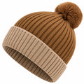 Bonnet en tricot à pompon marron et beige